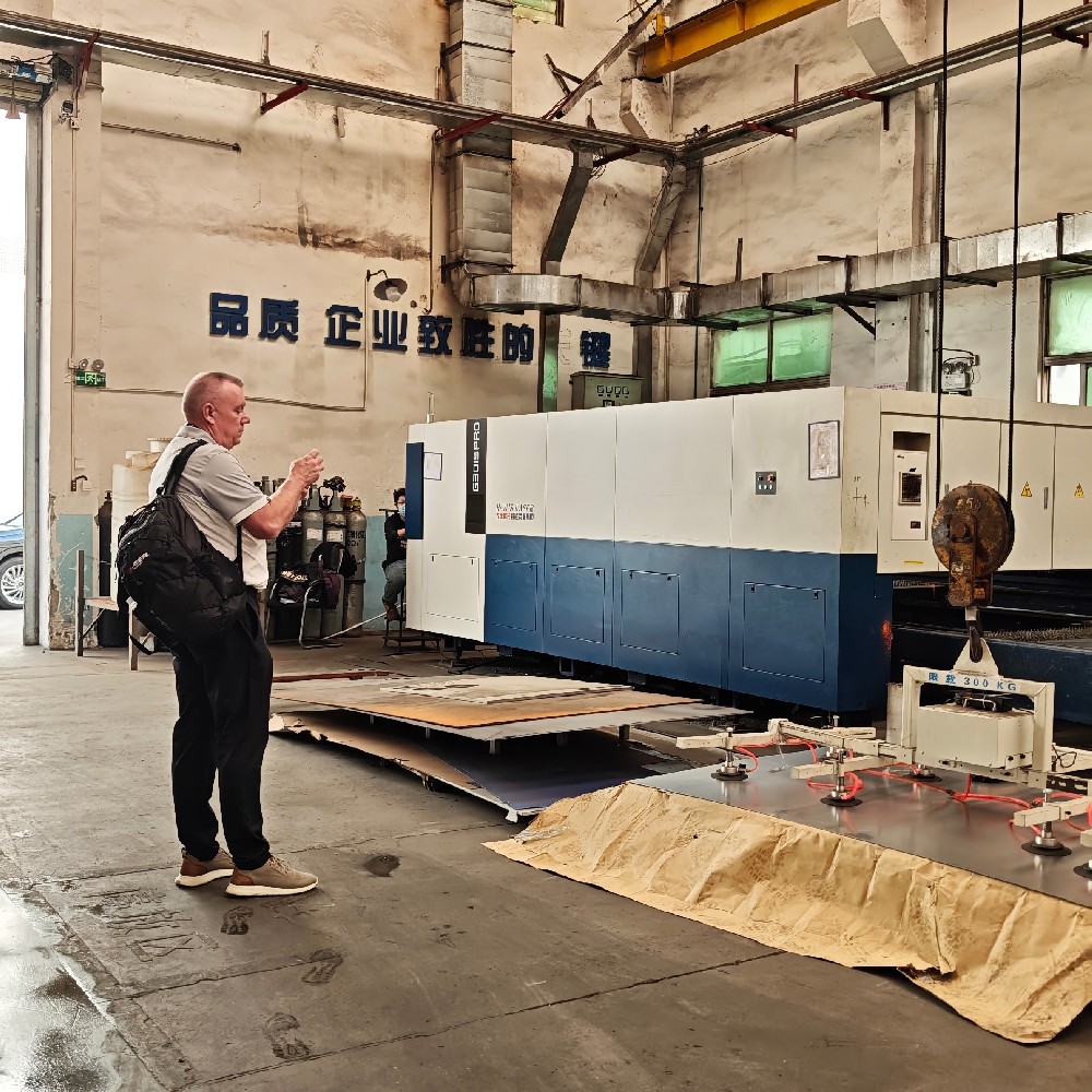 热烈欢迎加拿大客户Eric、Alan莅临我司工厂回访考察